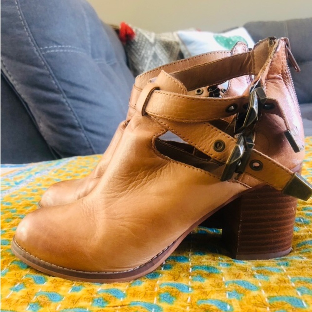 ZIGI SOHO Bootie